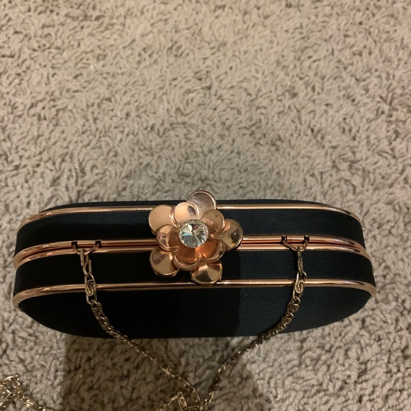 2/$20 Lulu Townsend evening bag - Picture 2 of 7